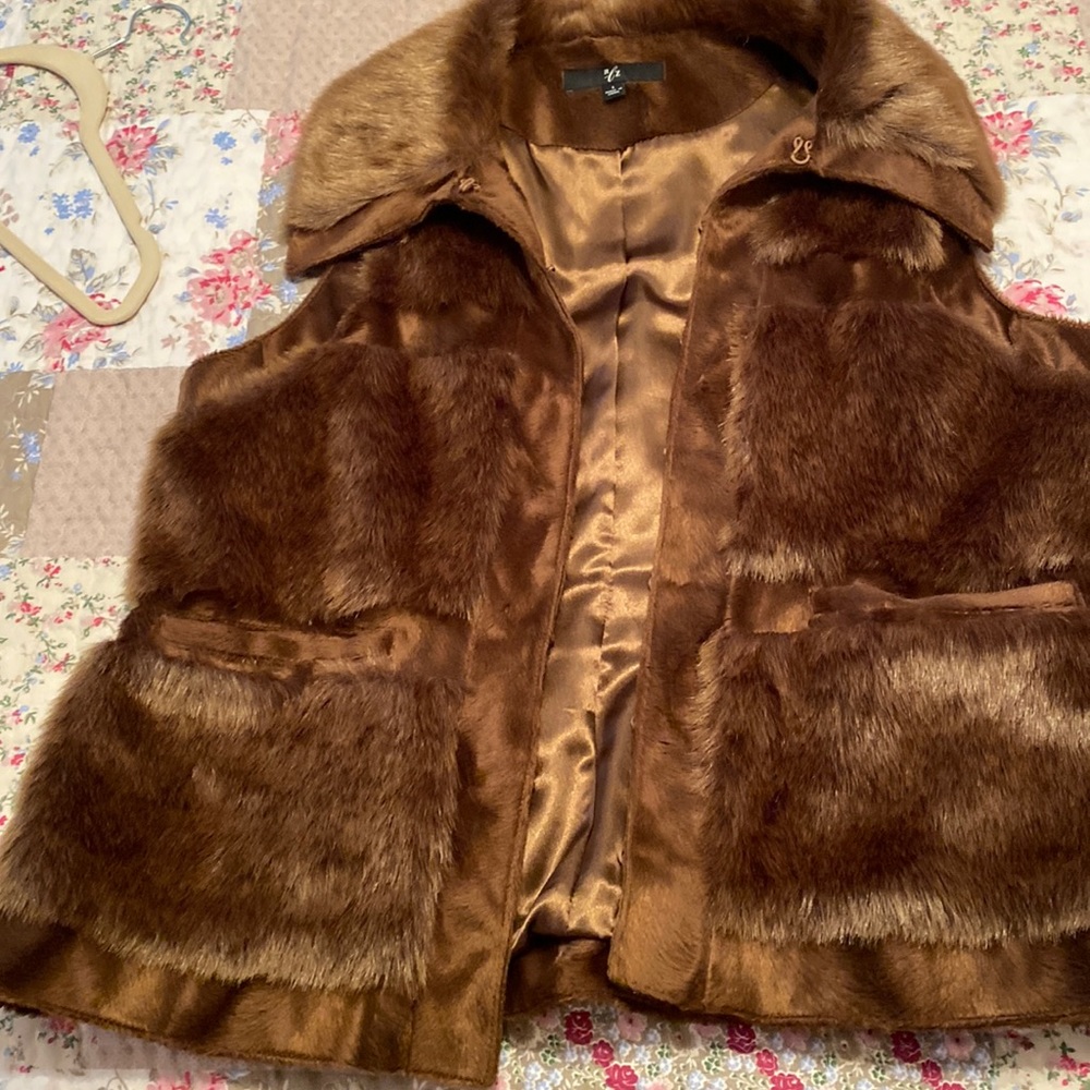 RCZ faux fur vest